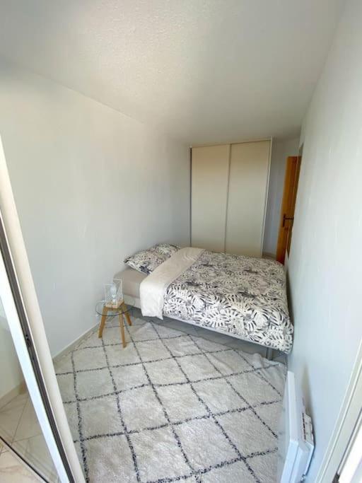 Appartement Spacieux 65M2, Avec Piscine Et Parking Fréjus Eksteriør billede